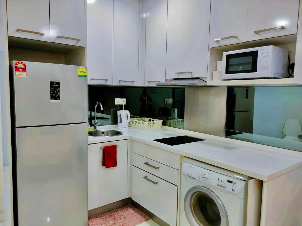 Klcc One Bedroom Apt & Studio Kuala Lumpur Exterior photo