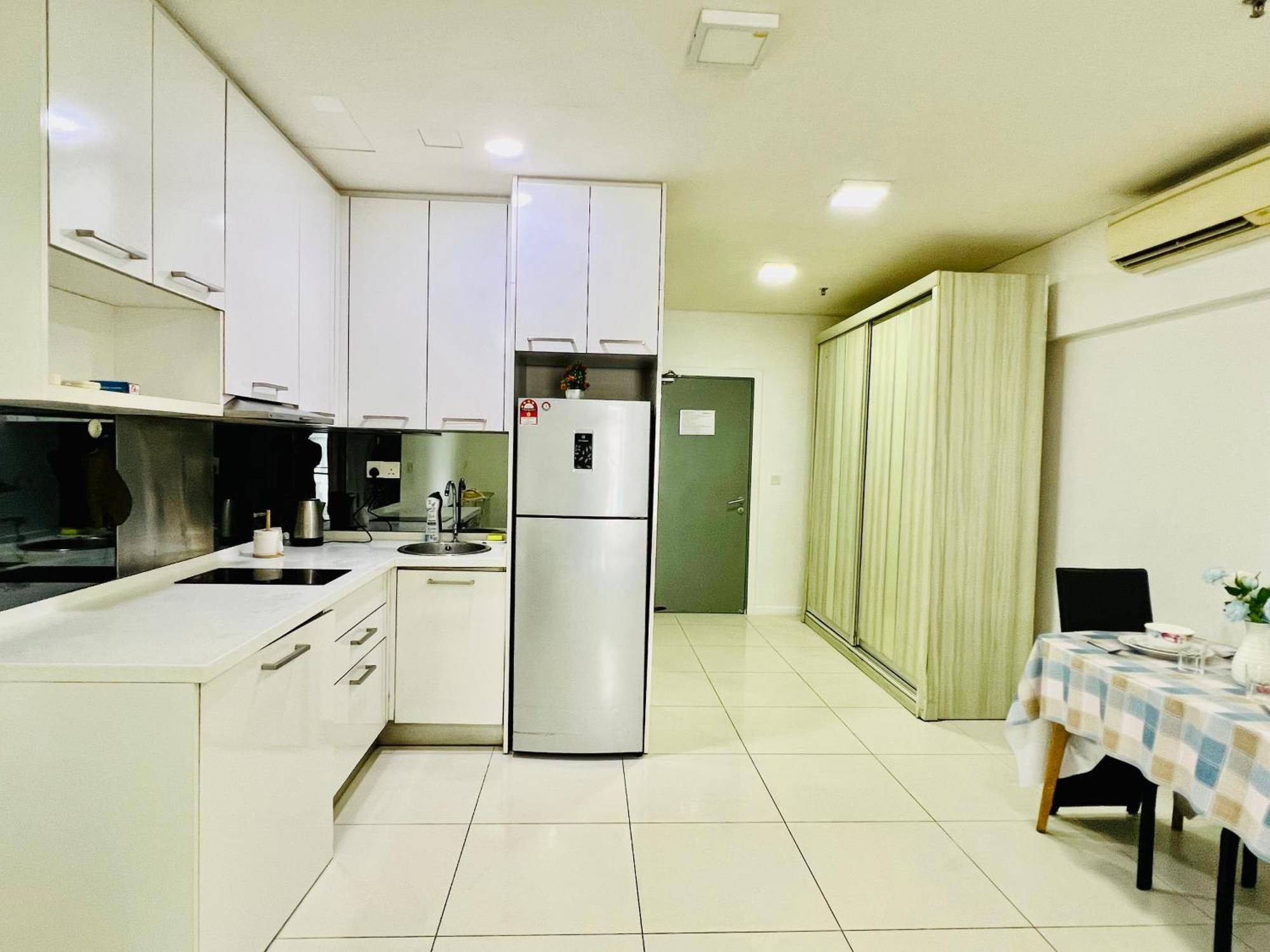 Klcc One Bedroom Apt & Studio Kuala Lumpur Exterior photo