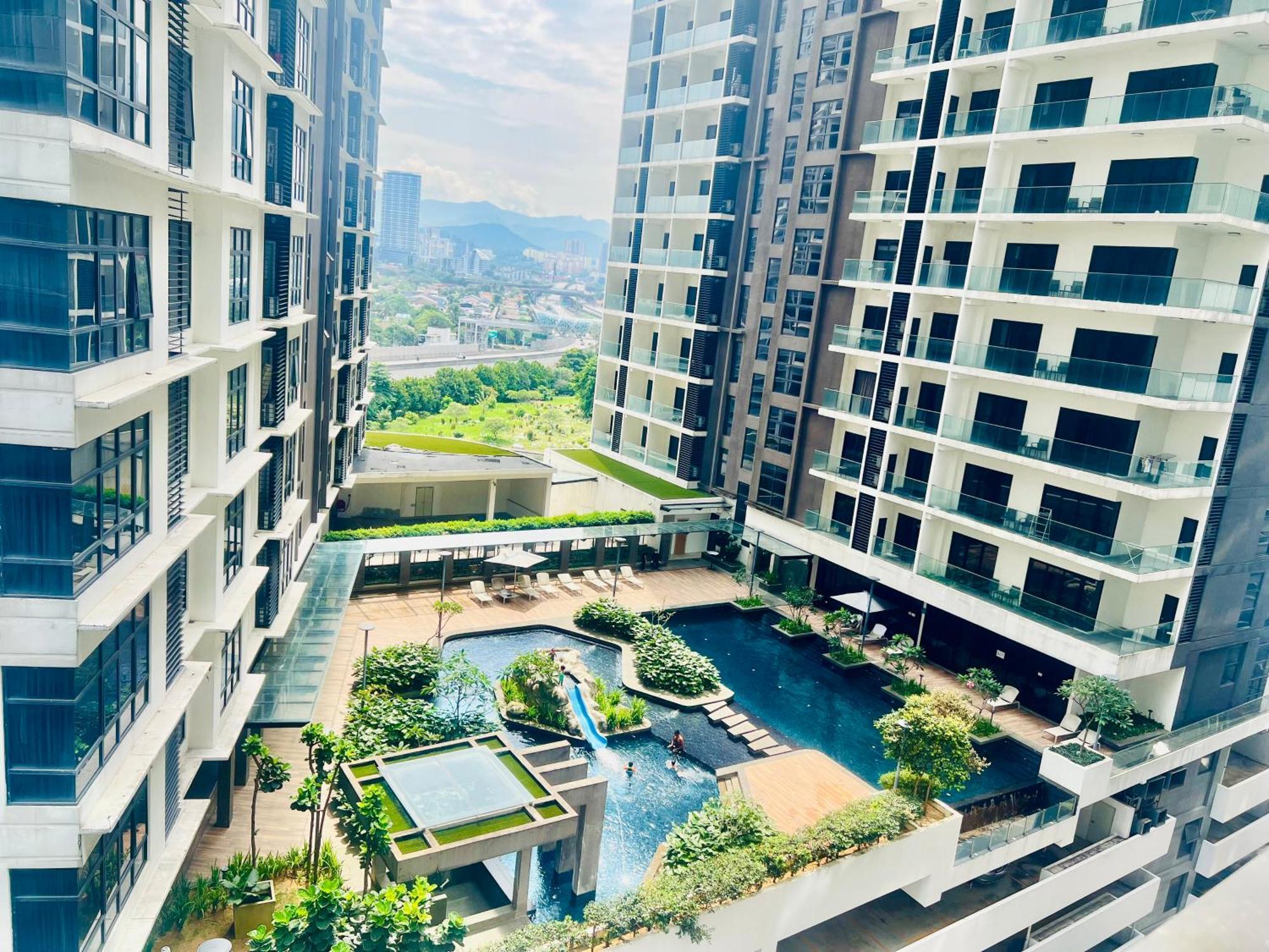 Klcc One Bedroom Apt & Studio Kuala Lumpur Exterior photo
